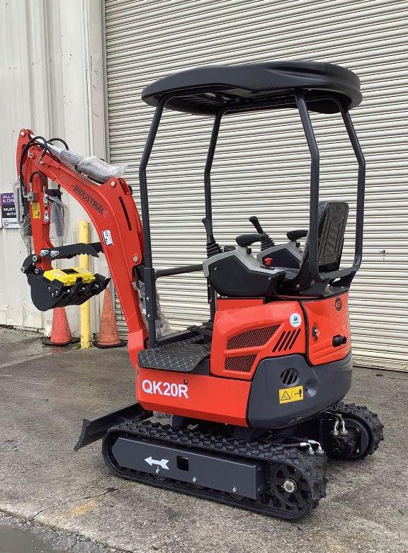 *NEW* 2025 AGT Gas Powered Mini Excavator QK20R