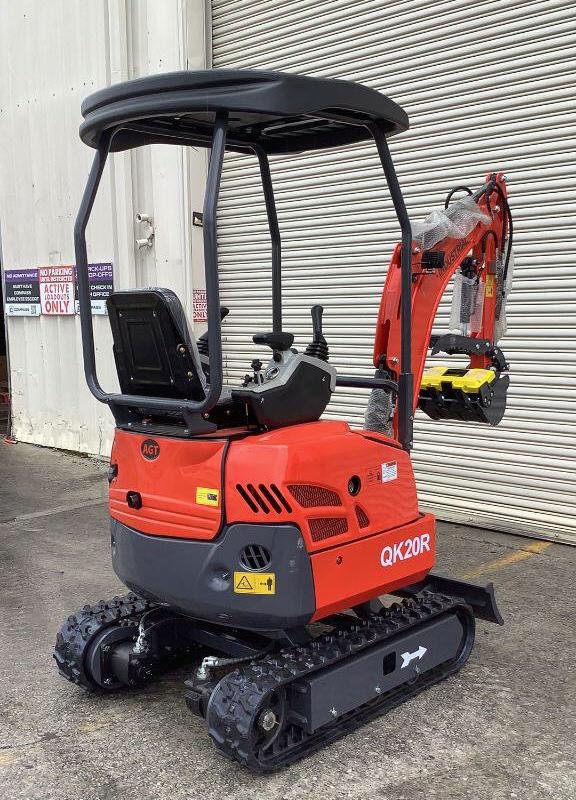 *NEW* 2025 AGT Gas Powered Mini Excavator QK20R