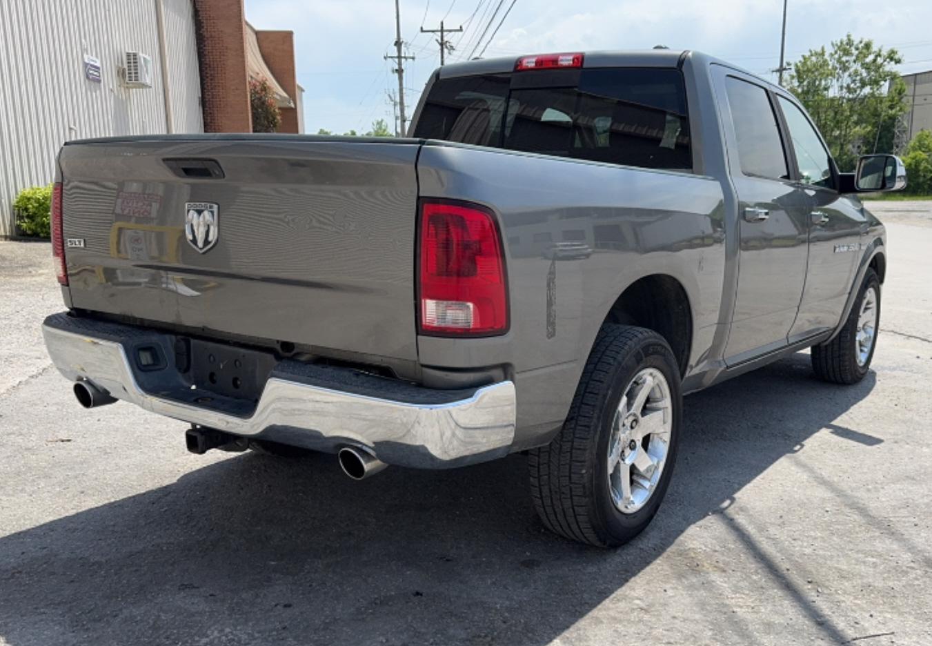 2011 Dodge RAM 1500 SLT 4X4
