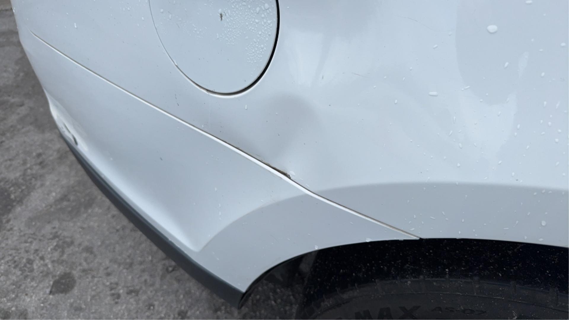 2013 Ford Taurus FWD