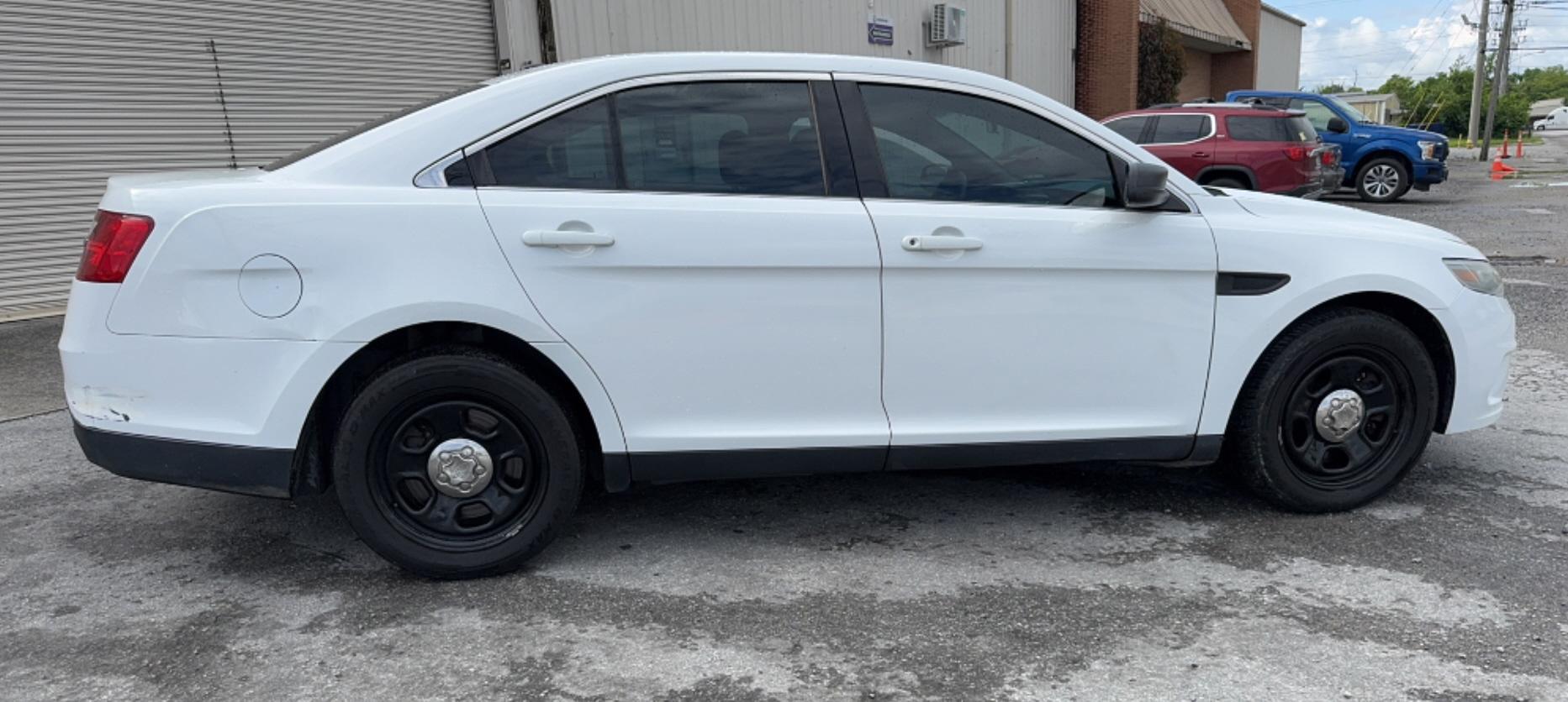 2013 Ford Taurus FWD