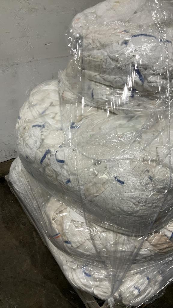 Approx 300Lbs of Bar Towels