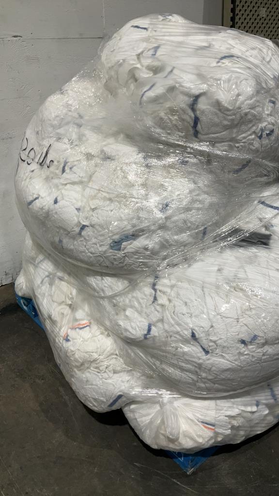 320Lbs of Bar Towels