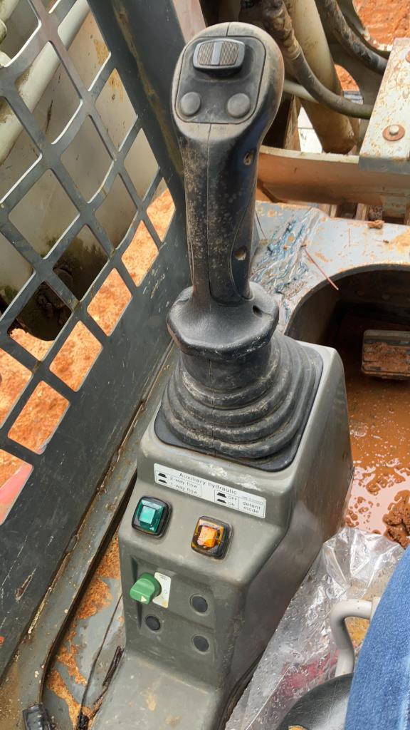 2013 Takeuchi Skid Steer TL230 OFFSITE