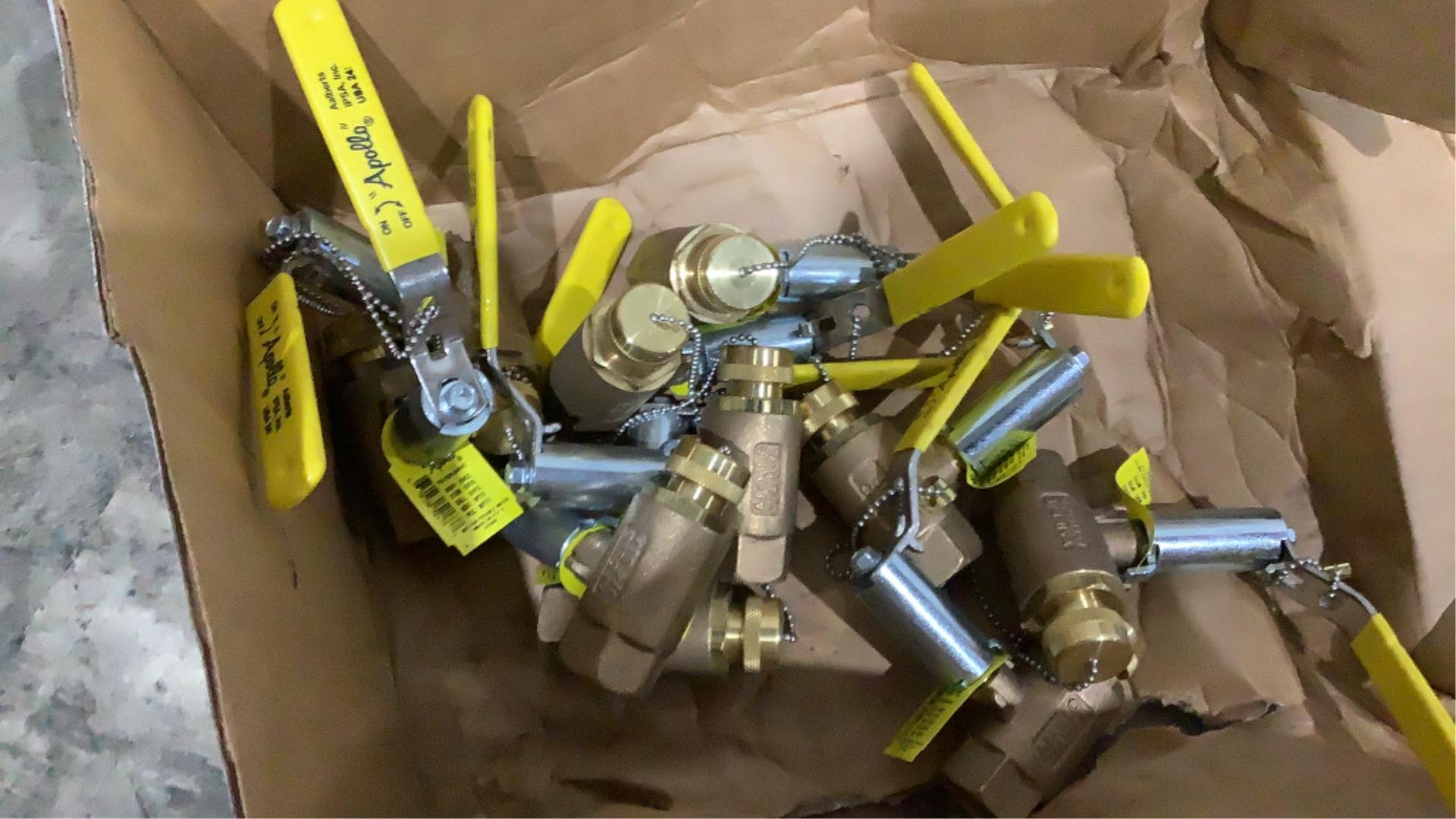 (30) Apollo 3/4" Ball Valves