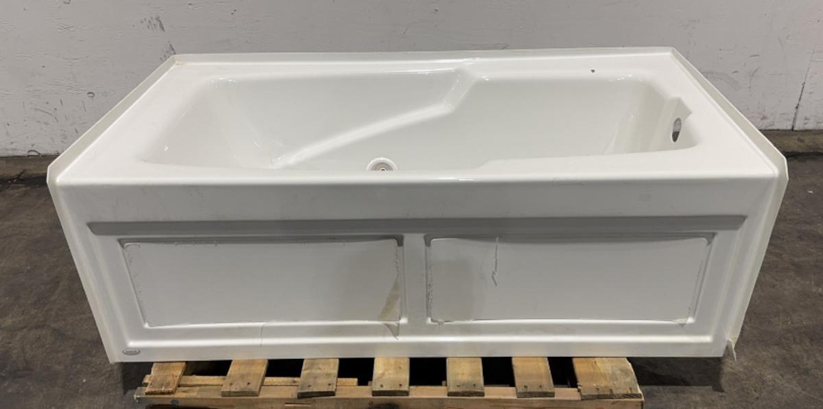 Jacuzzi Jet Bath Tub