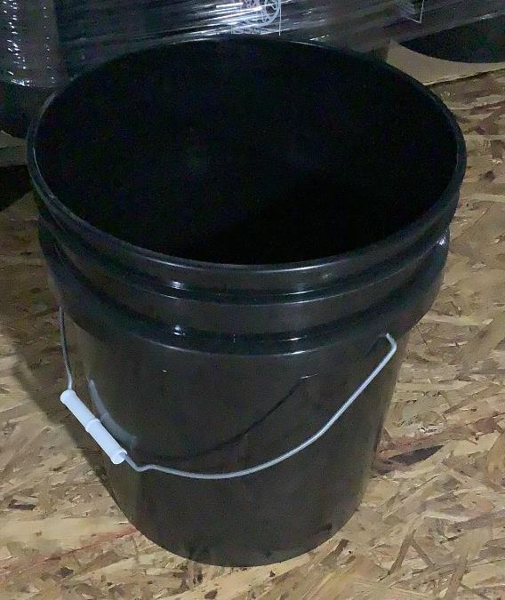 (approx 200) 5 Gallon Buckets OFFSITE