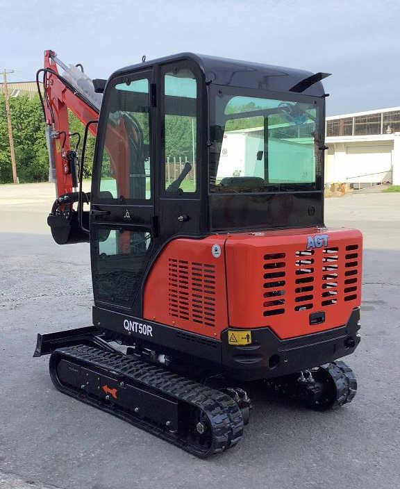 *NEW* 2025 AGT Gas Powered Mini Excavator QNT50R