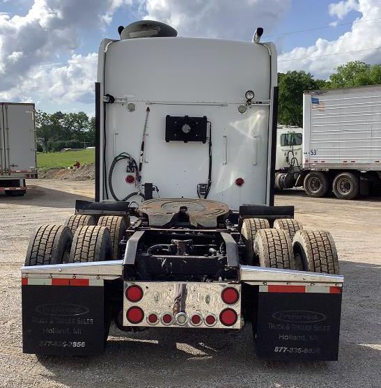 1999 Kenworth W900L Studio Sleeper Cab 6x4
