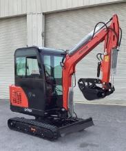 *NEW* 2025 AGT Gas Powered Mini Excavator QNT50R
