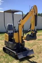 2025 Land Hero Gas Powered Mini Excavator LDH-KN16