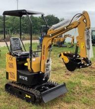 2025 AGT Gas Powered Mini Excavator H12R