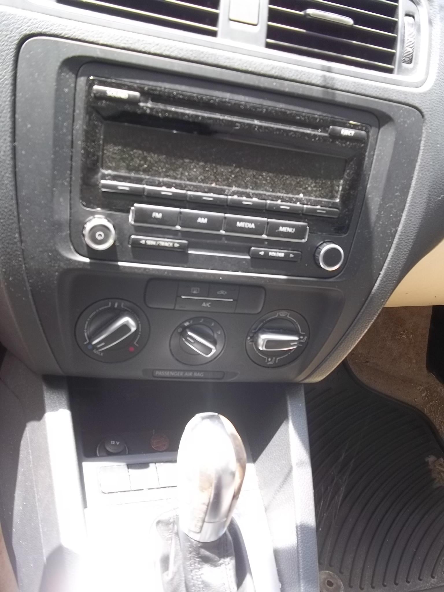 2013 VOLKSWAGON JETTA