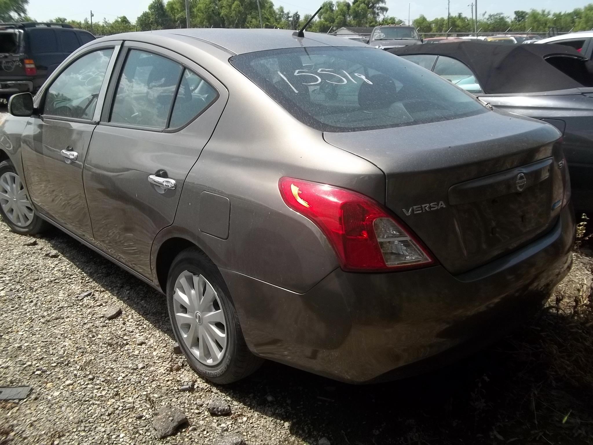 2012 NISSAN VERSA