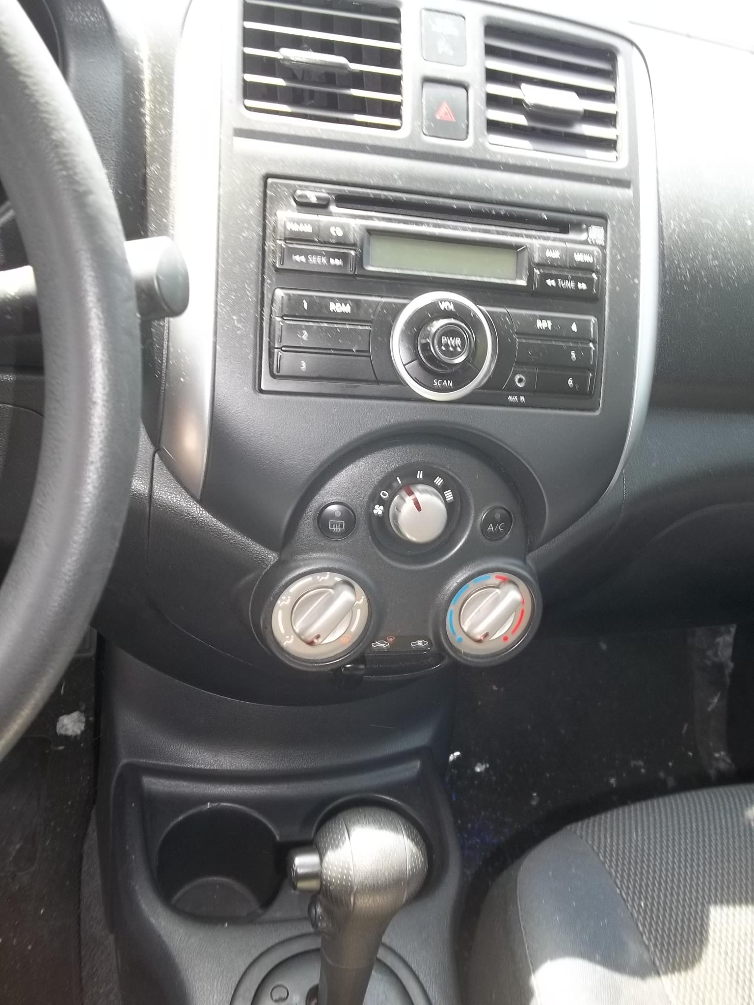 2012 NISSAN VERSA