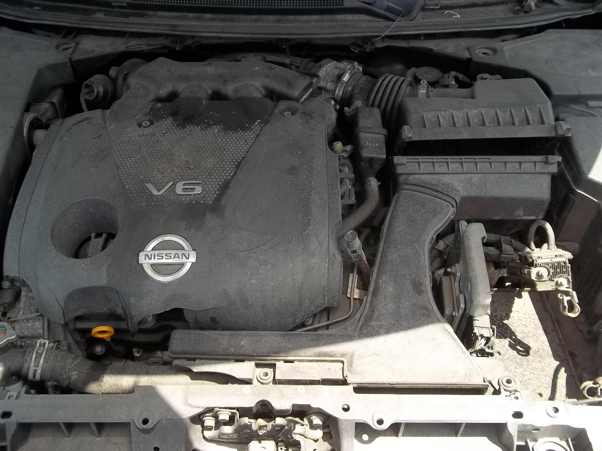 2010 NISSAN MAXIMA