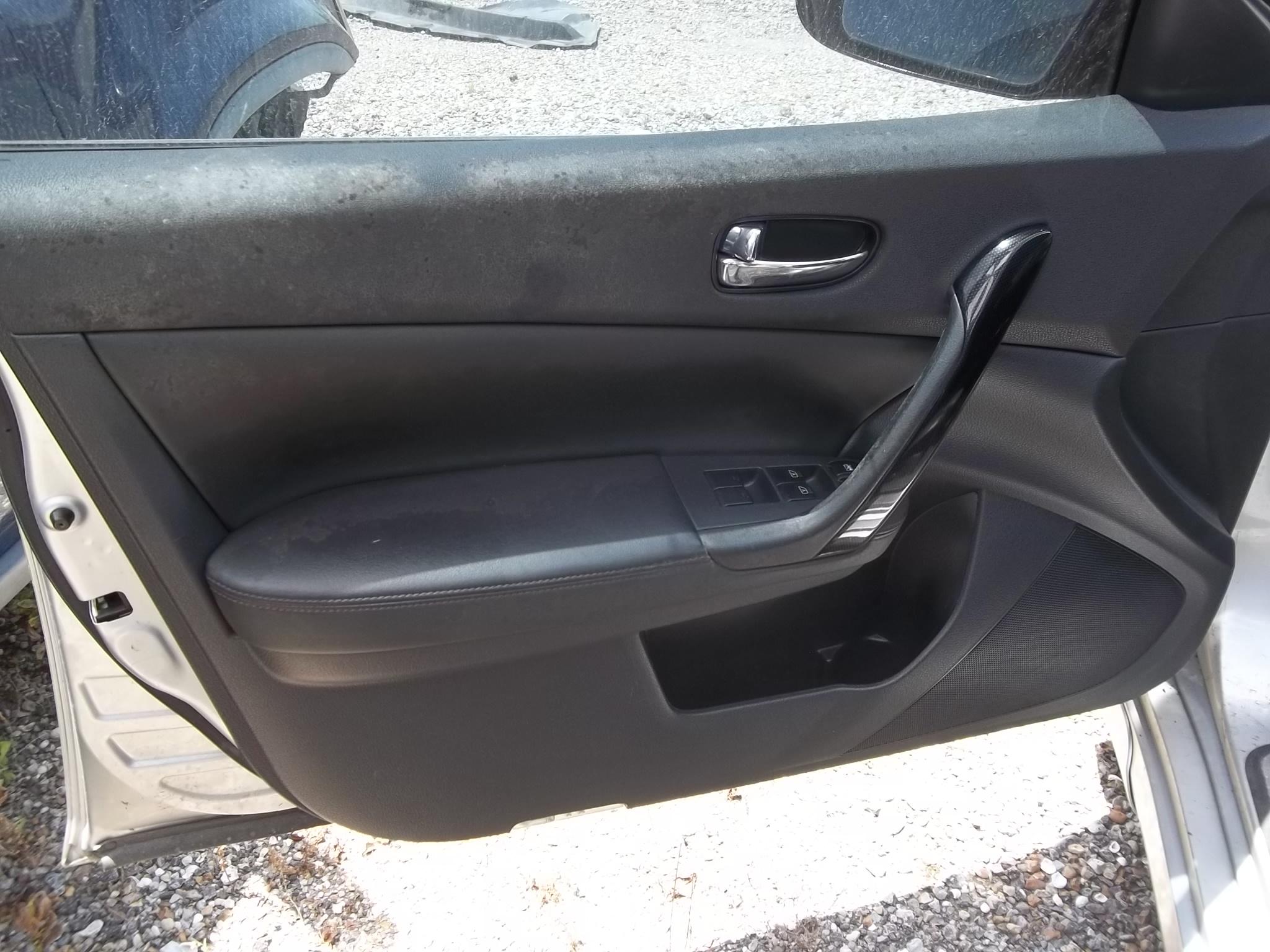 2010 NISSAN MAXIMA