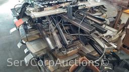 Lot on Pallet: Police Light Bars