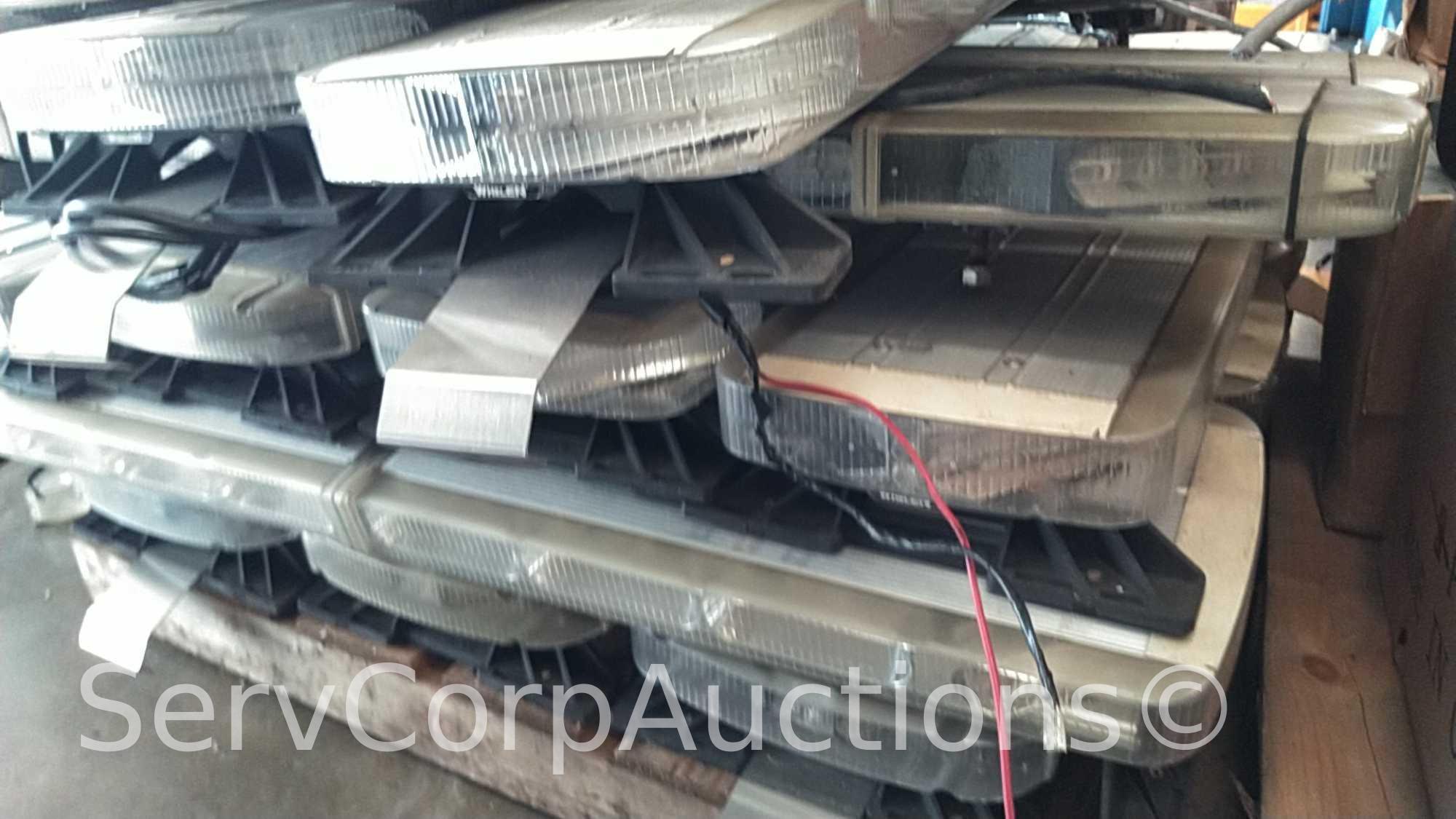 Lot on Pallet: Police Light Bars
