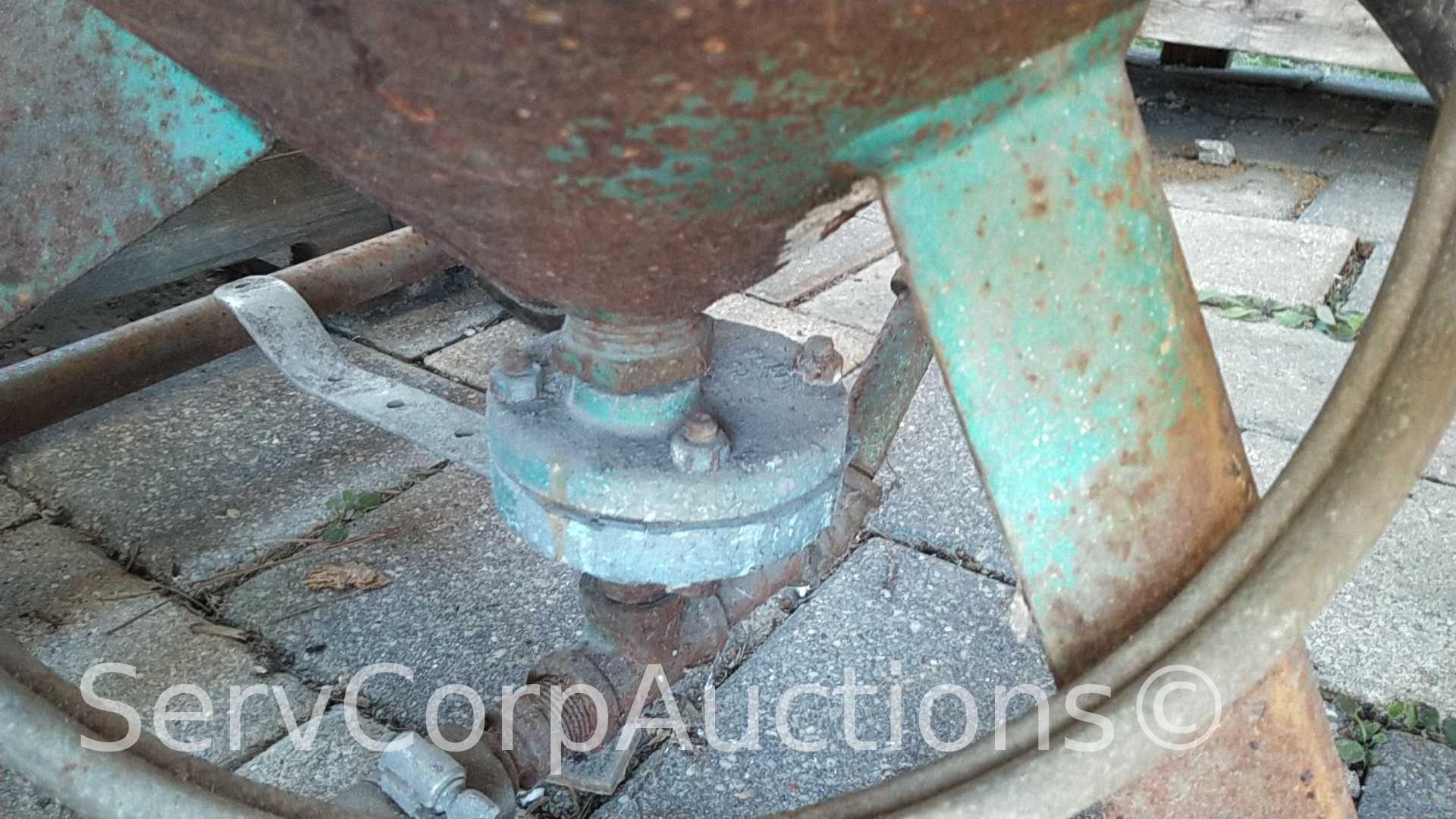 Clemco Industries 1025 50-LB Blast Machine
