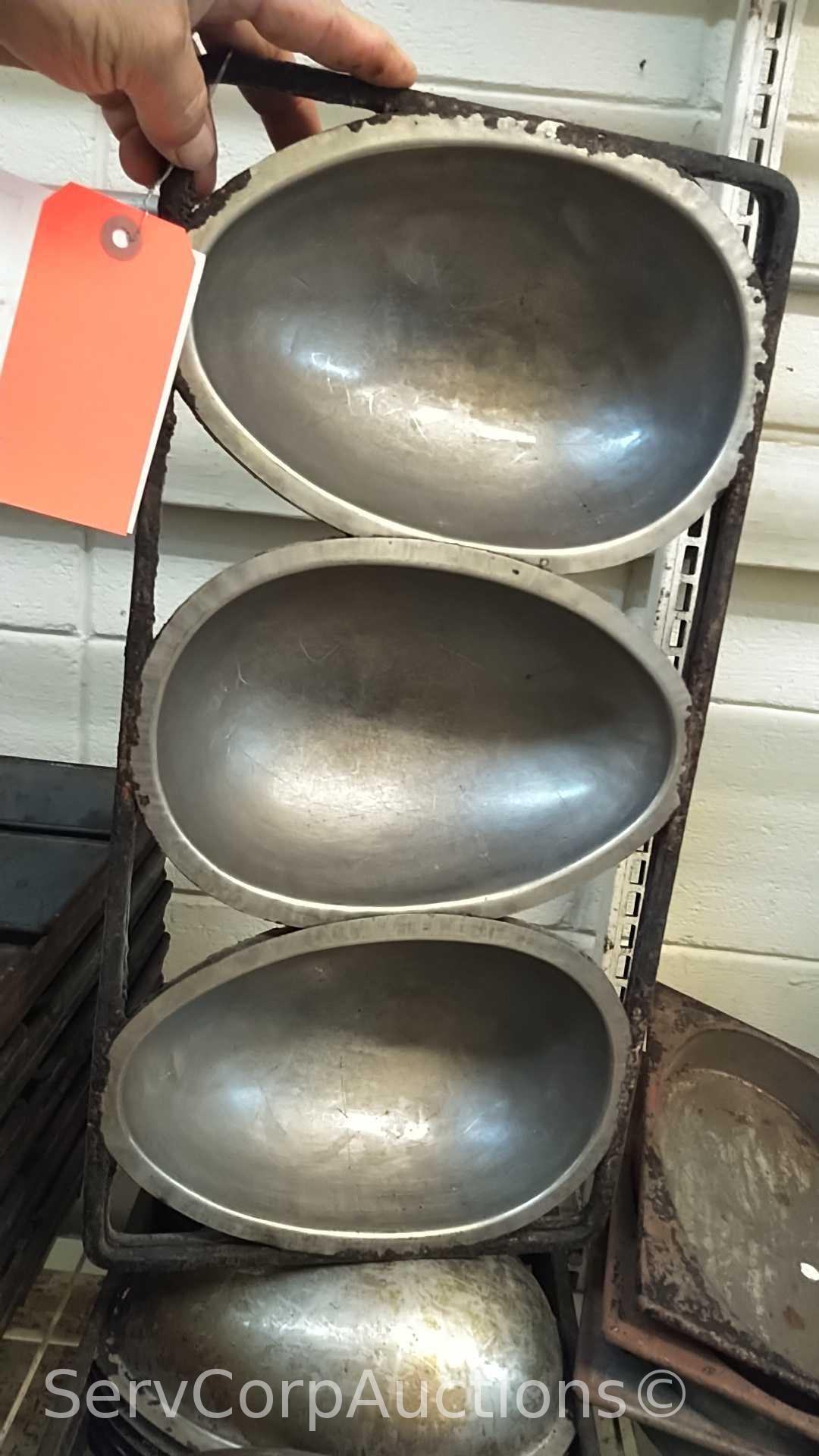 Lot of Various Loaf & Cake Molds