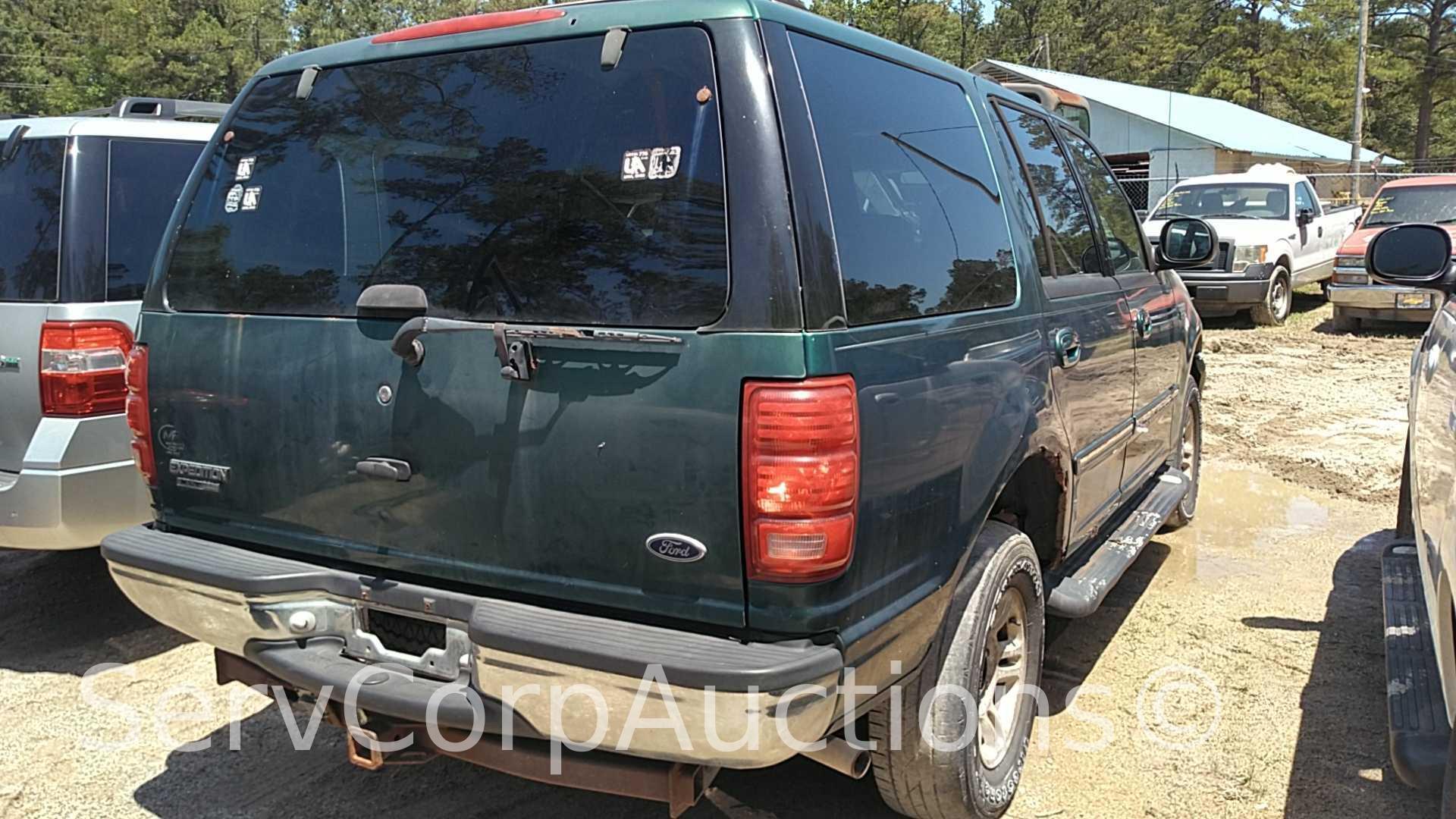 1999 Ford Expedition Multipurpose Vehicle (MPV), VIN # 1FMRU1863XLA85513
