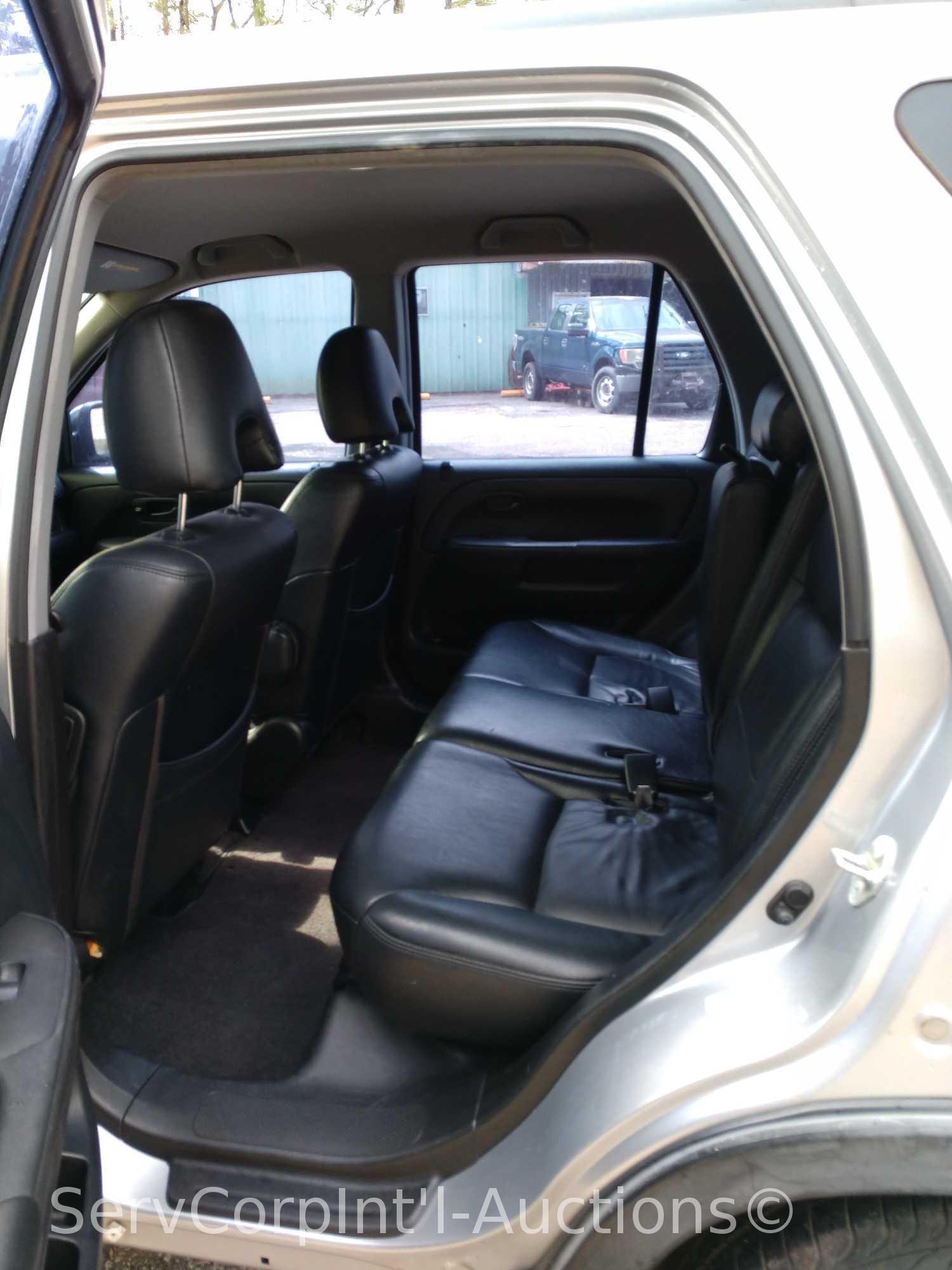 2005 Honda CR-V Multipurpose Vehicle (MPV), VIN # JHLRD68525C013100