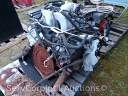 Lot on Pallet 2006 5.4 V8 Ford Motor Said to be Running