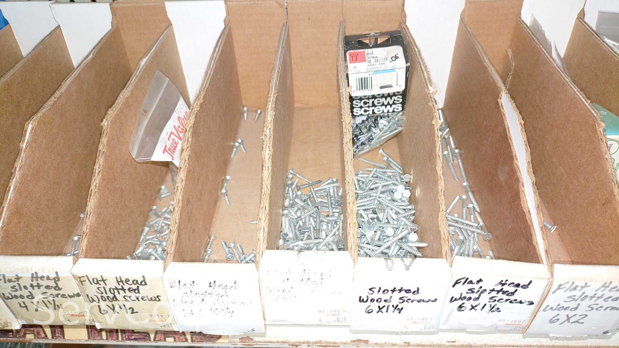 Lot Of Various Size Roundhead Machine Screws, Flathead Machine Screws, Flathead Slotted Wood Screws,