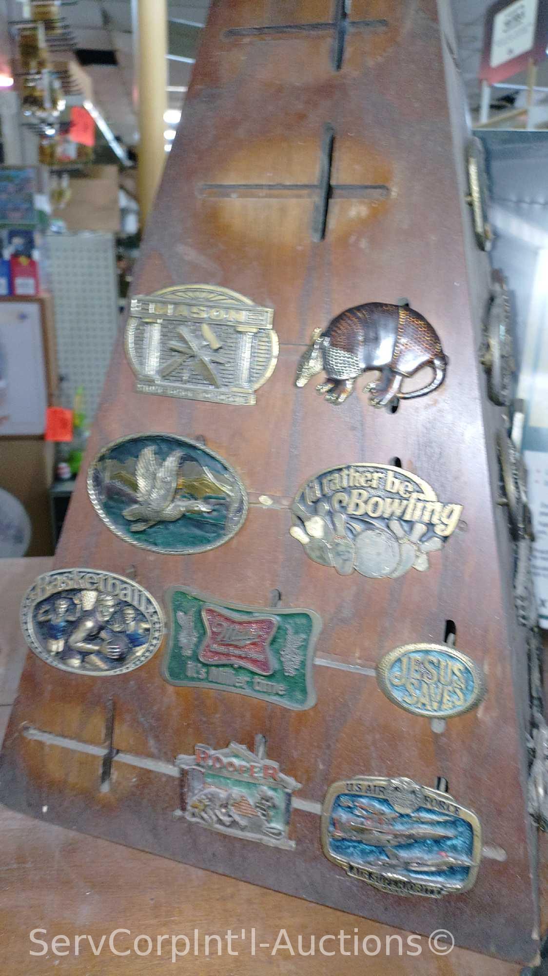 Lot Of Window Unit Filters, Belt Buckle, Tool Tower, Musical Water Glow Decor, Batteries, Sound Sign