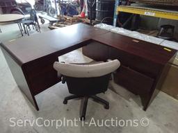 Lot of Small Desk with Hutch, Brown Corner Table Top, 2 Large Brown Wood Desks with Returns, Leather