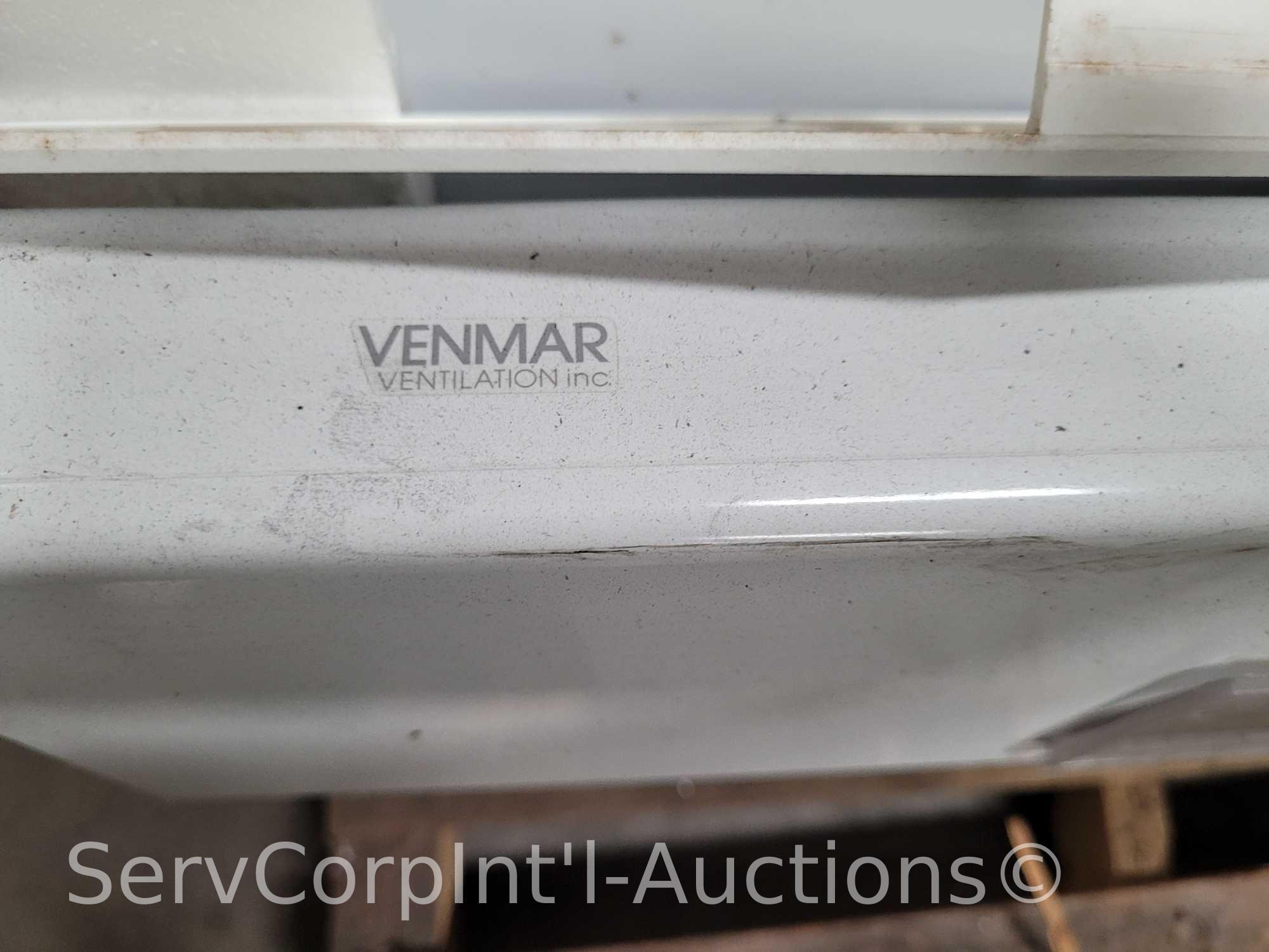 Lot on Pallet of 6 Venmar 36" Range Hoods (3 Out of Packaging), Broan 36" Range Hood, Black 32"