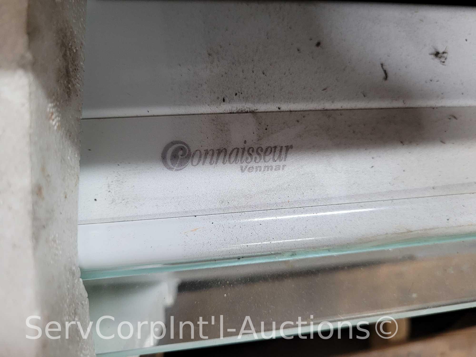 Lot on Pallet of 6 Venmar 36" Range Hoods (3 Out of Packaging), Broan 36" Range Hood, Black 32"