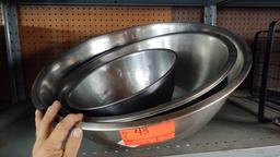 Lot on Shelf of 5 Various Stainless Bowls