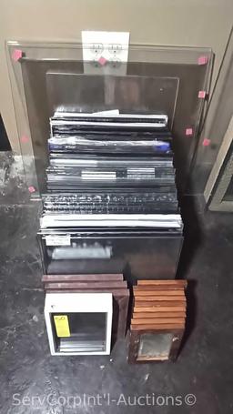 Lot of Various Glass Panes, Demo Case