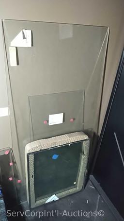 Lot of Various Glass Panes, Demo Case