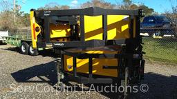 Trinity Highway Crash Attenuator SN: SSM000381 MN: SS180M, Has Been Hit/Damaged (NOTE: Purchaser