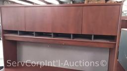 Lot of 6' Desk with Topper Missing Right Hand Return (Seller: STP Sheriff)