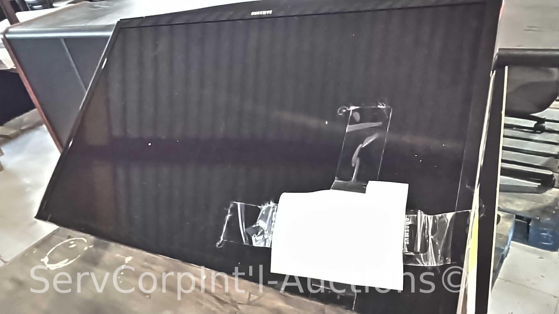 Lot on 2 Pallets of Desk (asset 07602), 2 Chairs (asset 01754, 01877), 2 Glass Covers for