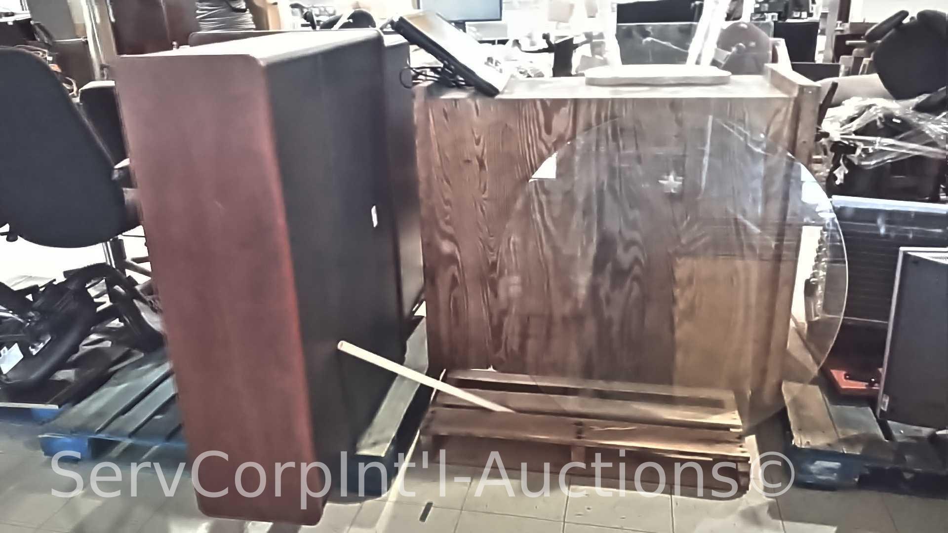Lot on 2 Pallets of Desk (asset 07602), 2 Chairs (asset 01754, 01877), 2 Glass Covers for