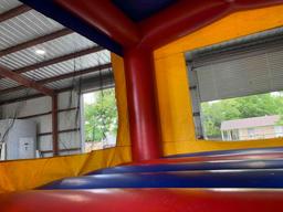 Inflatible Bounce House
