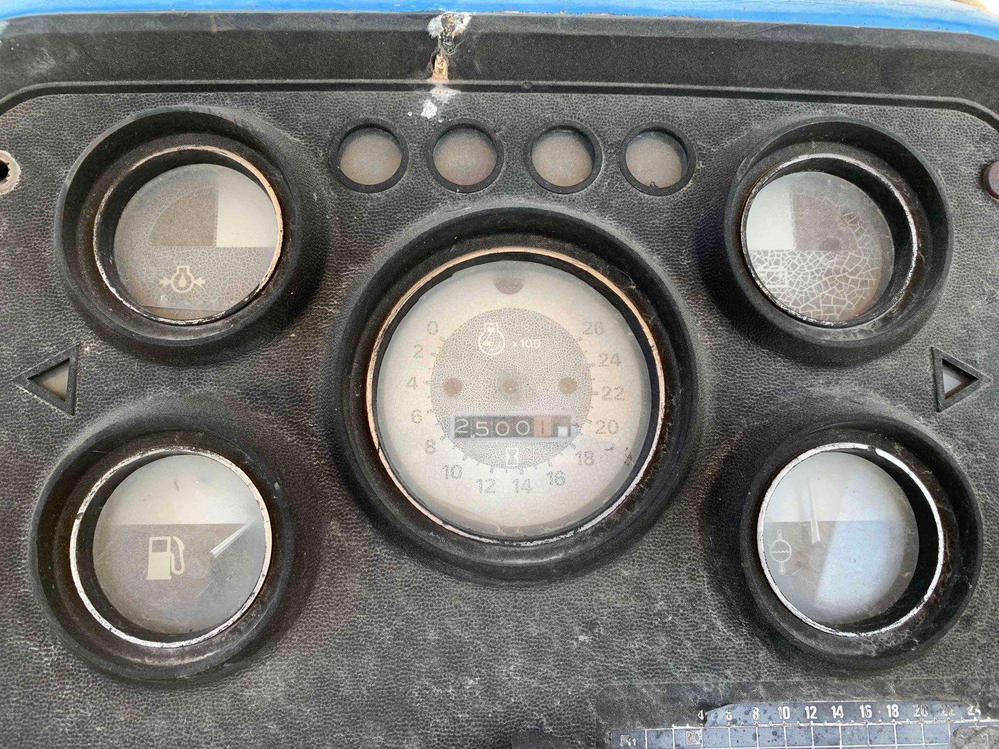 Ford 7710 W/ 2500 Loader