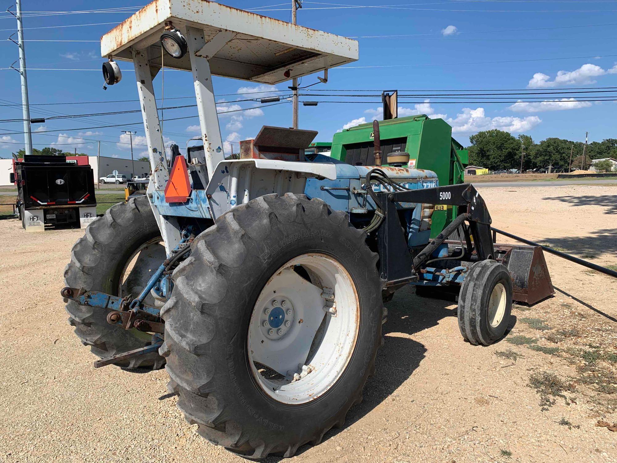 Ford 7710 W/ 2500 Loader