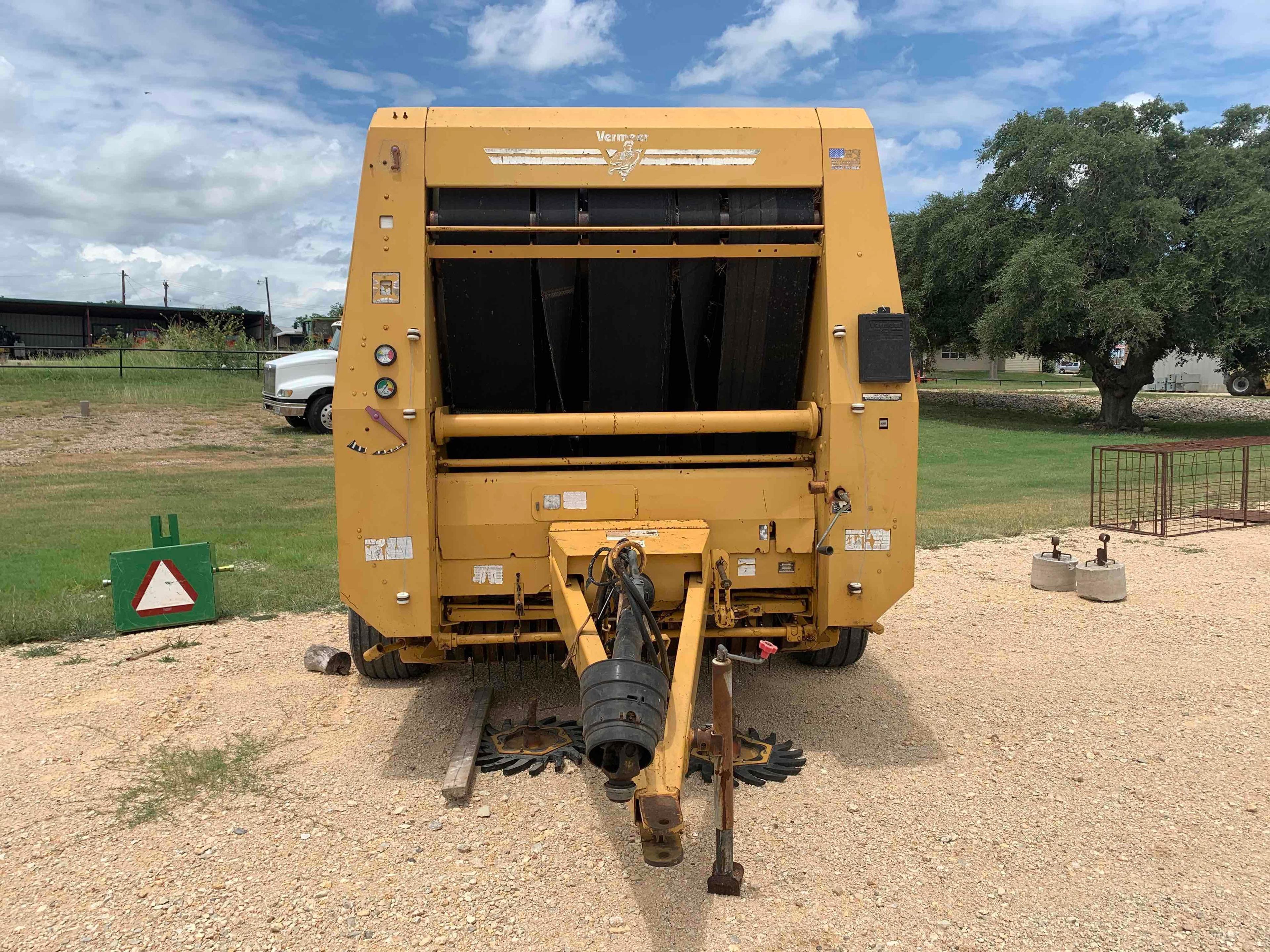 Vermeer 605 L Baler