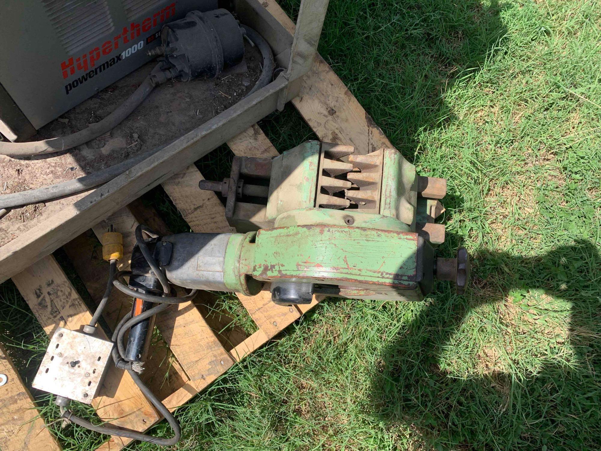 GF Pipe Threader