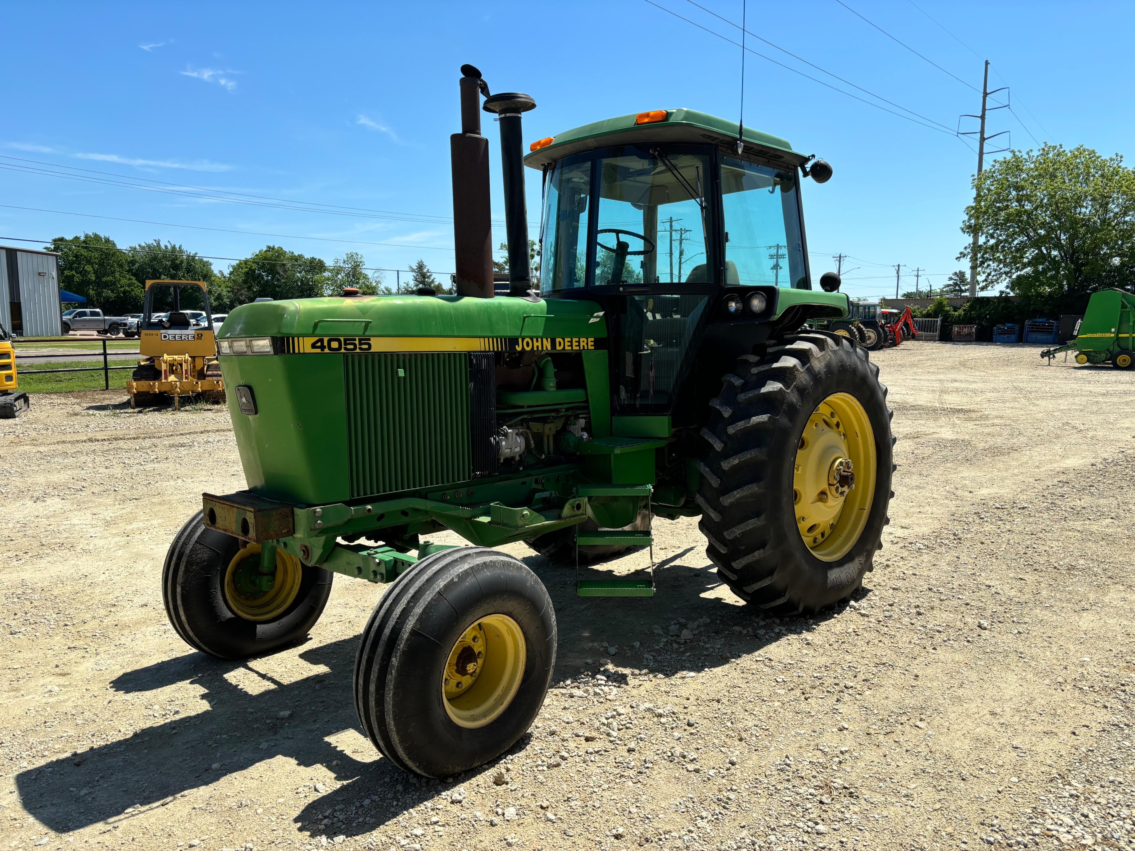 John Deere 4055 Tractor