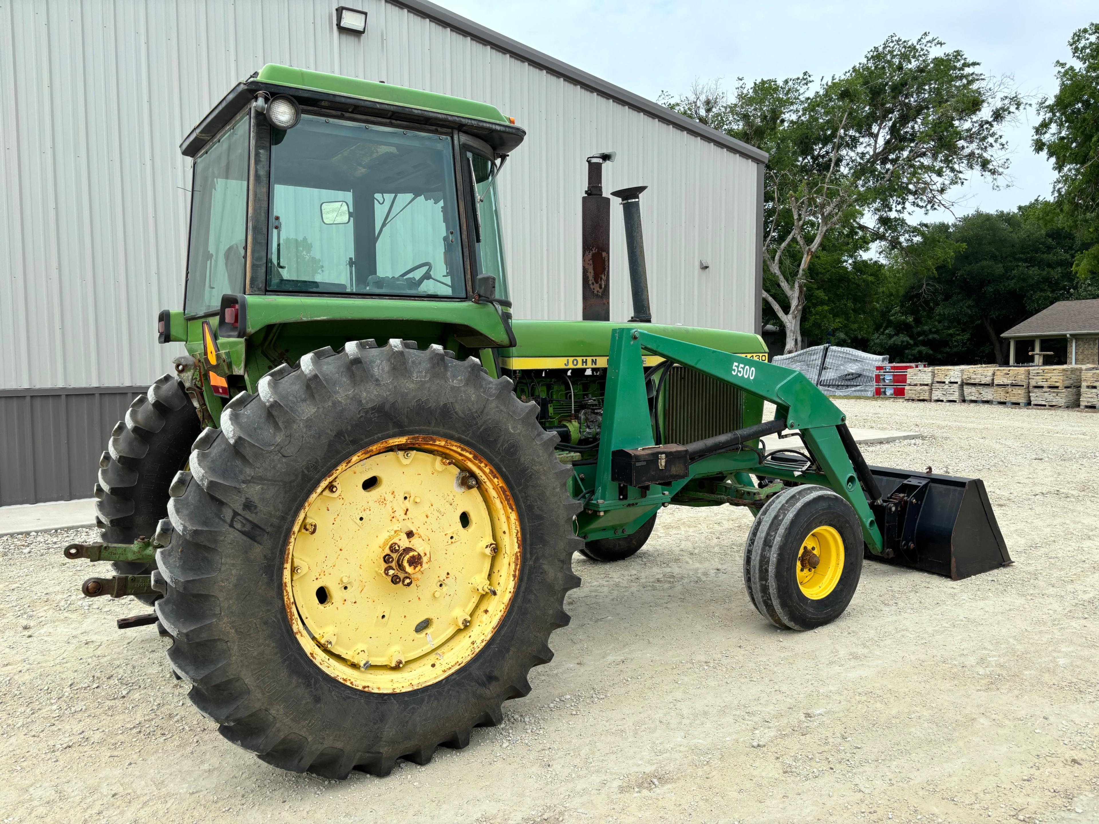 John Deere 4430 Tractor w/ Loader