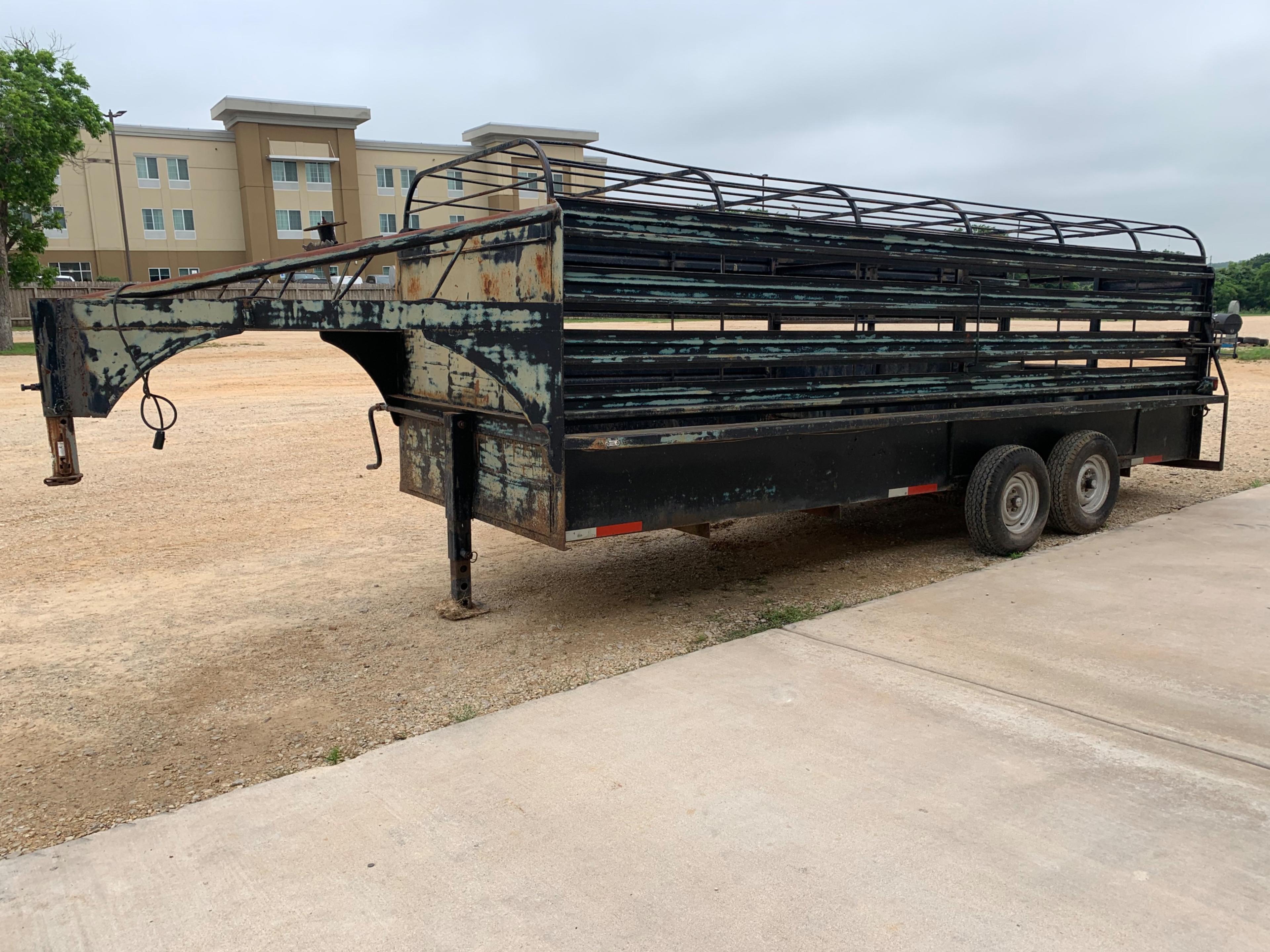 Homemade 20' x 6' Tandem Axle Gooseneck Stock Trailer