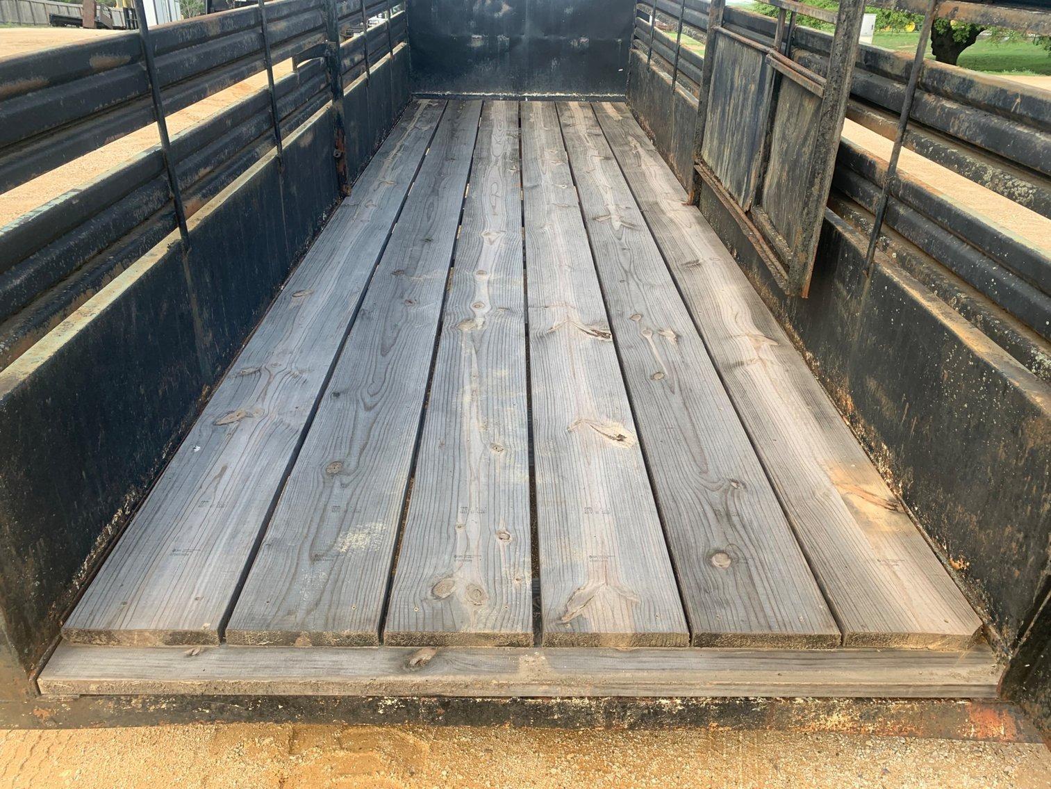 Homemade 20' x 6' Tandem Axle Gooseneck Stock Trailer