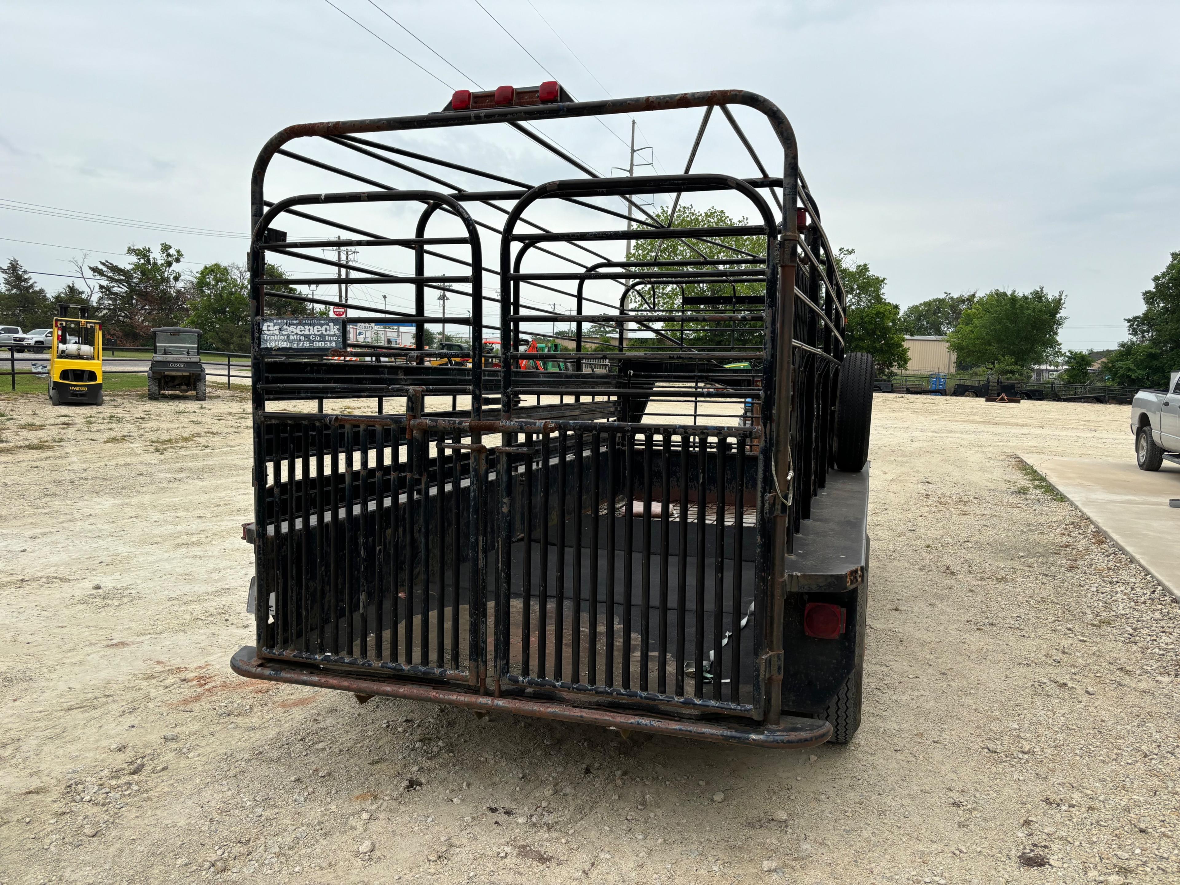 1992 - Gooseneck Cattle Trailer- 16'x6'